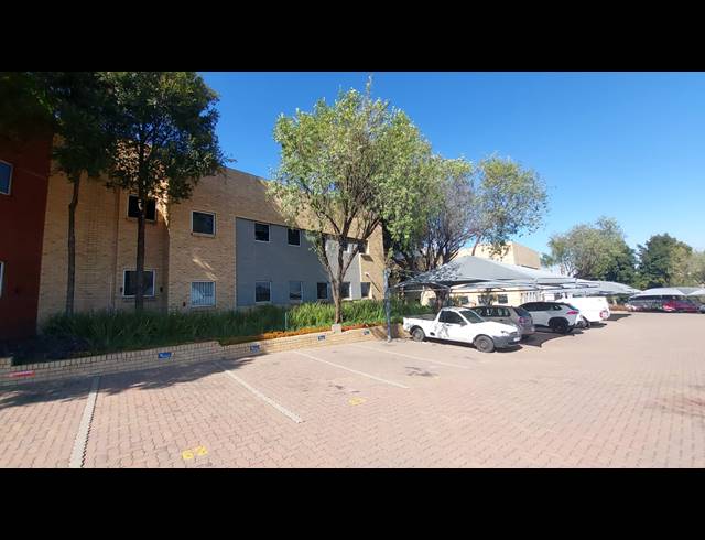 1,696M² WAREHOUSE TO LET IN RANDJESPARK